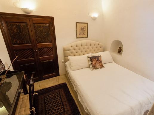 Deluxe Cave Suite - Non Refundable - Free WiFi access - Breakfast included