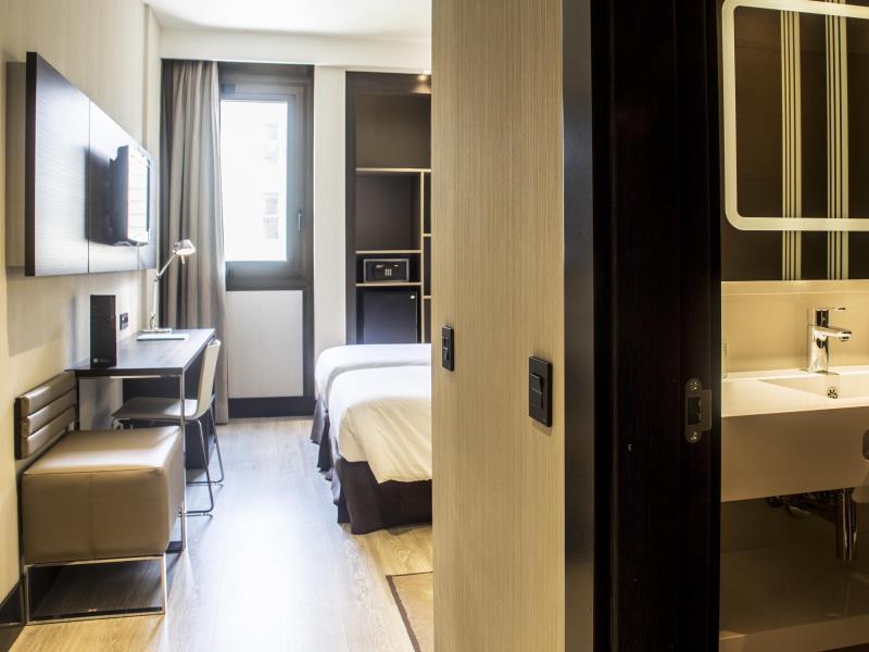 Novotel