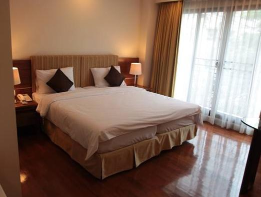 Hotel-2