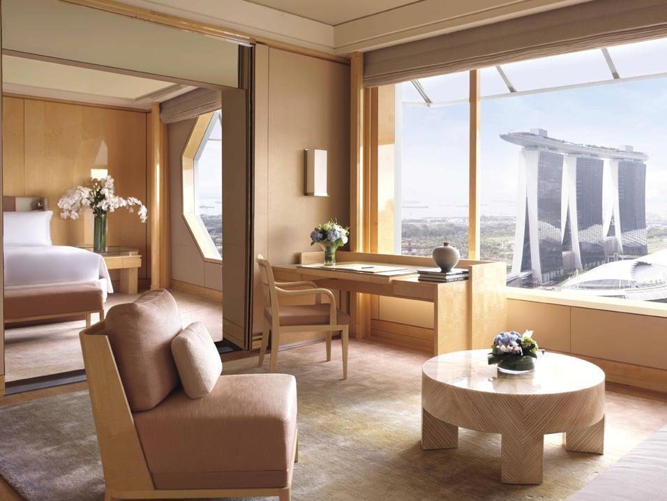 The Ritz Carlton Millenia Singapore Premier Room Specialis