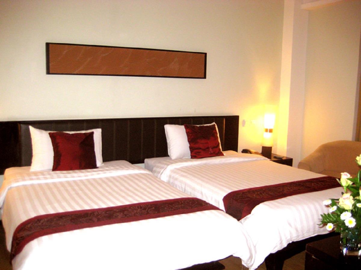 Mercure Surabaya Hotel Indonesia FAQ 2017, What facilities are there in Mercure Surabaya Hotel Indonesia 2017, What Languages Spoken are Supported in Mercure Surabaya Hotel Indonesia 2017, Which payment cards are accepted in Mercure Surabaya Hotel Indonesia , Indonesia Mercure Surabaya Hotel room facilities and services Q&A 2017, Indonesia Mercure Surabaya Hotel online booking services 2017, Indonesia Mercure Surabaya Hotel address 2017, Indonesia Mercure Surabaya Hotel telephone number 2017,Indonesia Mercure Surabaya Hotel map 2017, Indonesia Mercure Surabaya Hotel traffic guide 2017, how to go Indonesia Mercure Surabaya Hotel, Indonesia Mercure Surabaya Hotel booking online 2017, Indonesia Mercure Surabaya Hotel room types 2017.