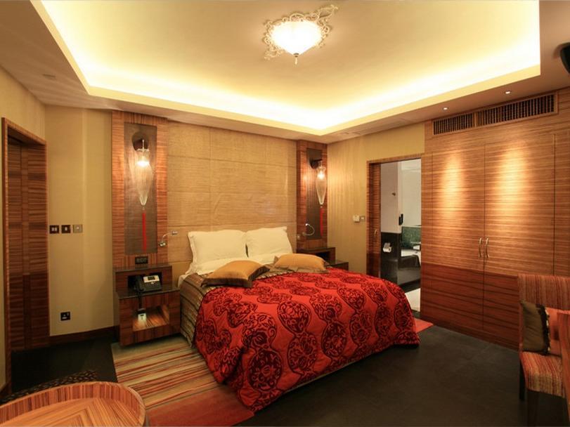 Hotel-Suite-Package