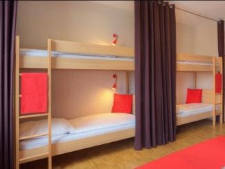 Six-Bed Room Non Refundable - Free WiFi access