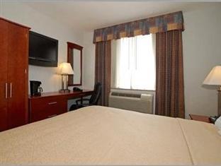 1 King Bed Non-Smoking - Best price guarantee