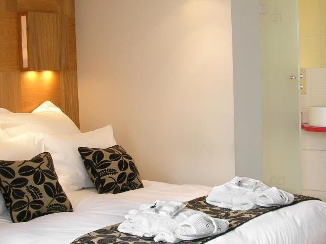 Hotel-Ground