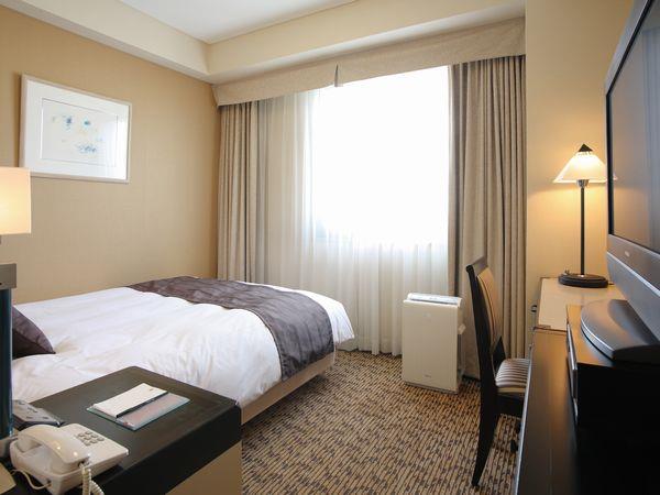 Hotel-Early