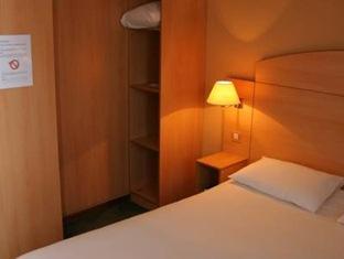 Campanile Bruxelles Vilvoorde Hotel Belgium FAQ 2017, What facilities are there in Campanile Bruxelles Vilvoorde Hotel Belgium 2017, What Languages Spoken are Supported in Campanile Bruxelles Vilvoorde Hotel Belgium 2017, Which payment cards are accepted in Campanile Bruxelles Vilvoorde Hotel Belgium , Belgium Campanile Bruxelles Vilvoorde Hotel room facilities and services Q&A 2017, Belgium Campanile Bruxelles Vilvoorde Hotel online booking services 2017, Belgium Campanile Bruxelles Vilvoorde Hotel address 2017, Belgium Campanile Bruxelles Vilvoorde Hotel telephone number 2017,Belgium Campanile Bruxelles Vilvoorde Hotel map 2017, Belgium Campanile Bruxelles Vilvoorde Hotel traffic guide 2017, how to go Belgium Campanile Bruxelles Vilvoorde Hotel, Belgium Campanile Bruxelles Vilvoorde Hotel booking online 2017, Belgium Campanile Bruxelles Vilvoorde Hotel room types 2017.