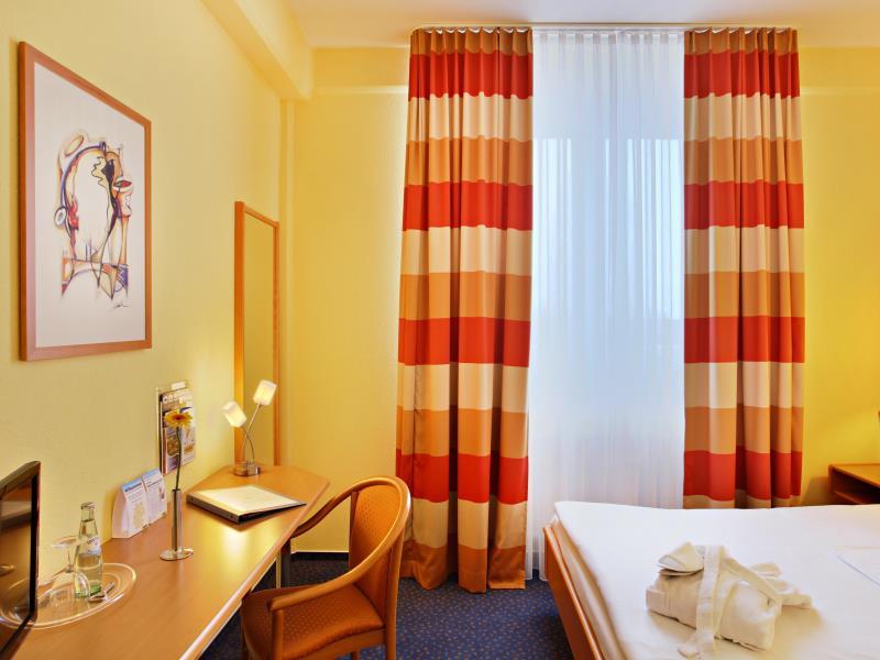 Superior Single Room - Free WiFi access