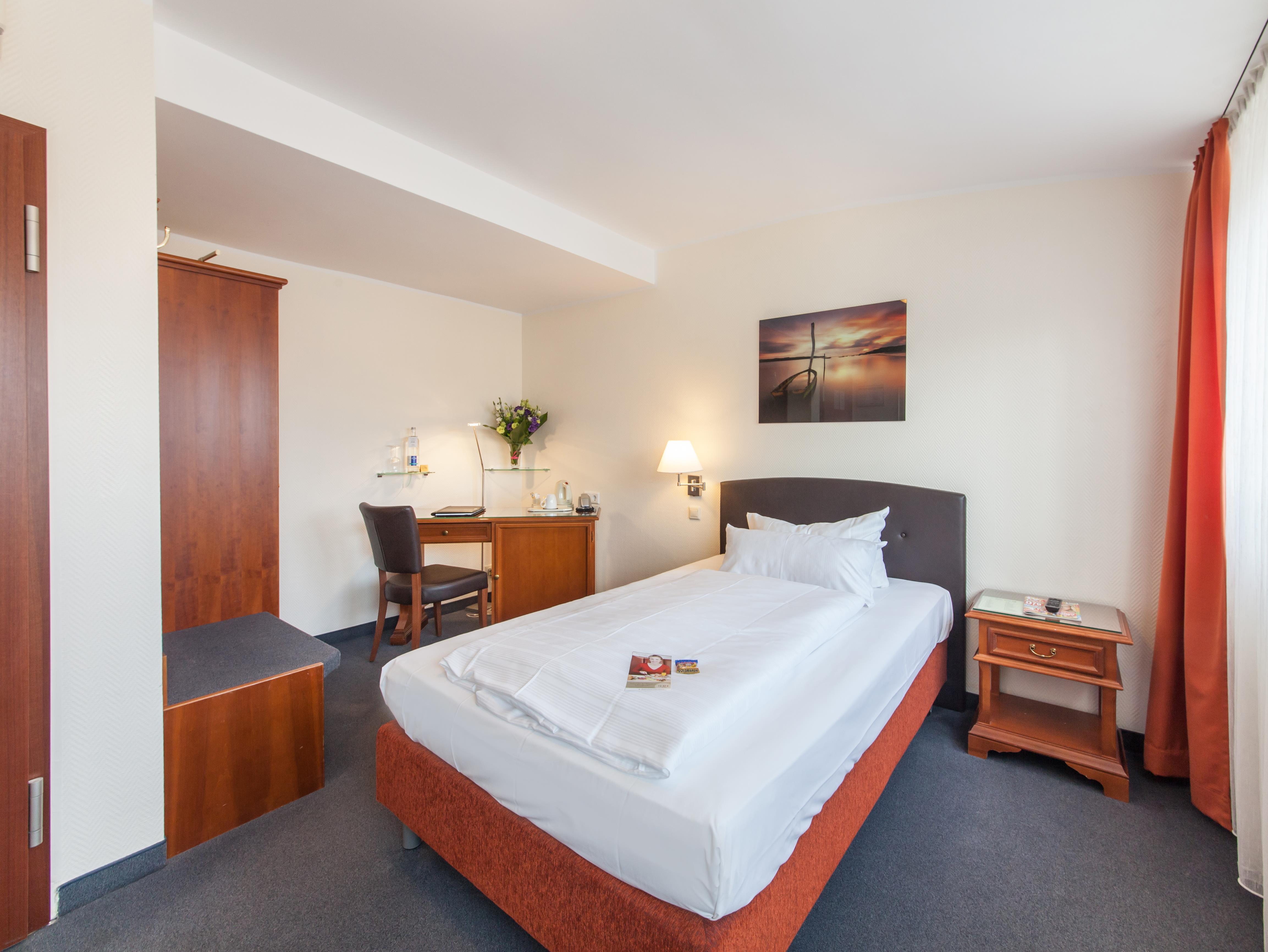 Single Room - Free WiFi access