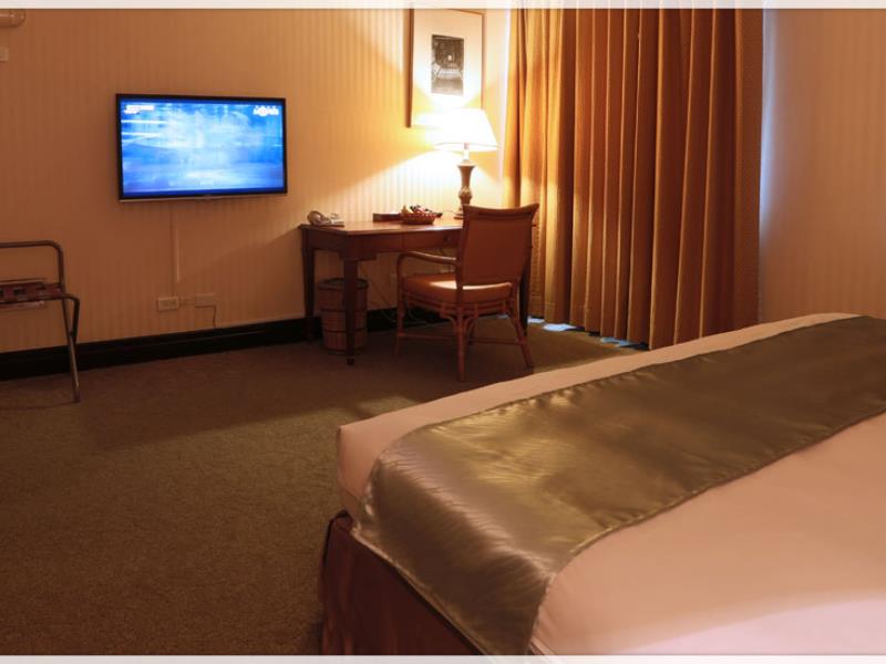 River View Double Bed - Free WiFi access - Breakfast included