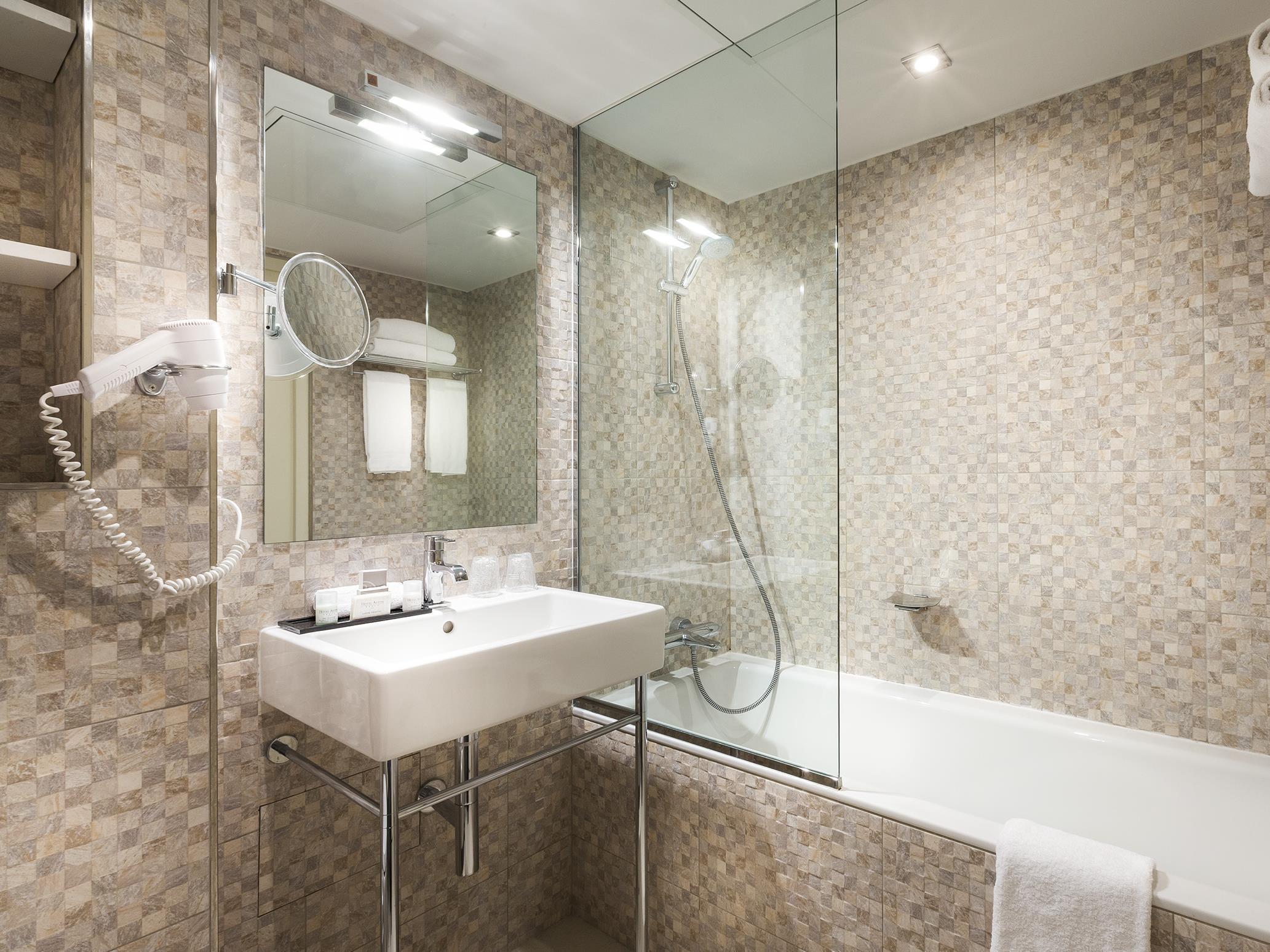 Hotel-