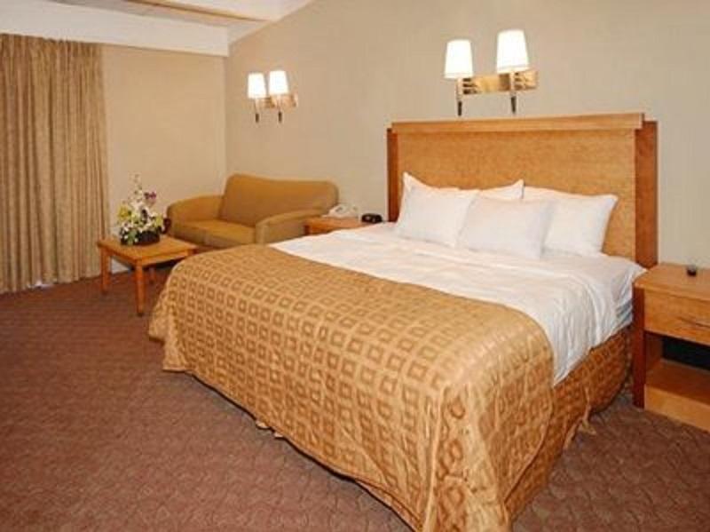 Clarion Hotel Buffalo Airport America FAQ 2016, What facilities are there in Clarion Hotel Buffalo Airport America 2016, What Languages Spoken are Supported in Clarion Hotel Buffalo Airport America 2016, Which payment cards are accepted in Clarion Hotel Buffalo Airport America , America Clarion Hotel Buffalo Airport room facilities and services Q&A 2016, America Clarion Hotel Buffalo Airport online booking services 2016, America Clarion Hotel Buffalo Airport address 2016, America Clarion Hotel Buffalo Airport telephone number 2016,America Clarion Hotel Buffalo Airport map 2016, America Clarion Hotel Buffalo Airport traffic guide 2016, how to go America Clarion Hotel Buffalo Airport, America Clarion Hotel Buffalo Airport booking online 2016, America Clarion Hotel Buffalo Airport room types 2016.