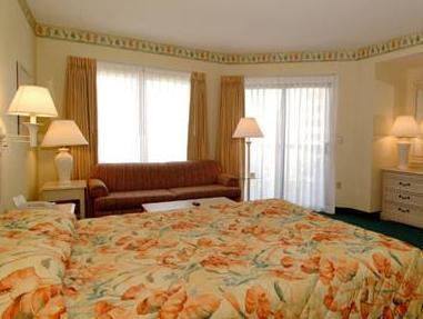 2-Bedroom Suite