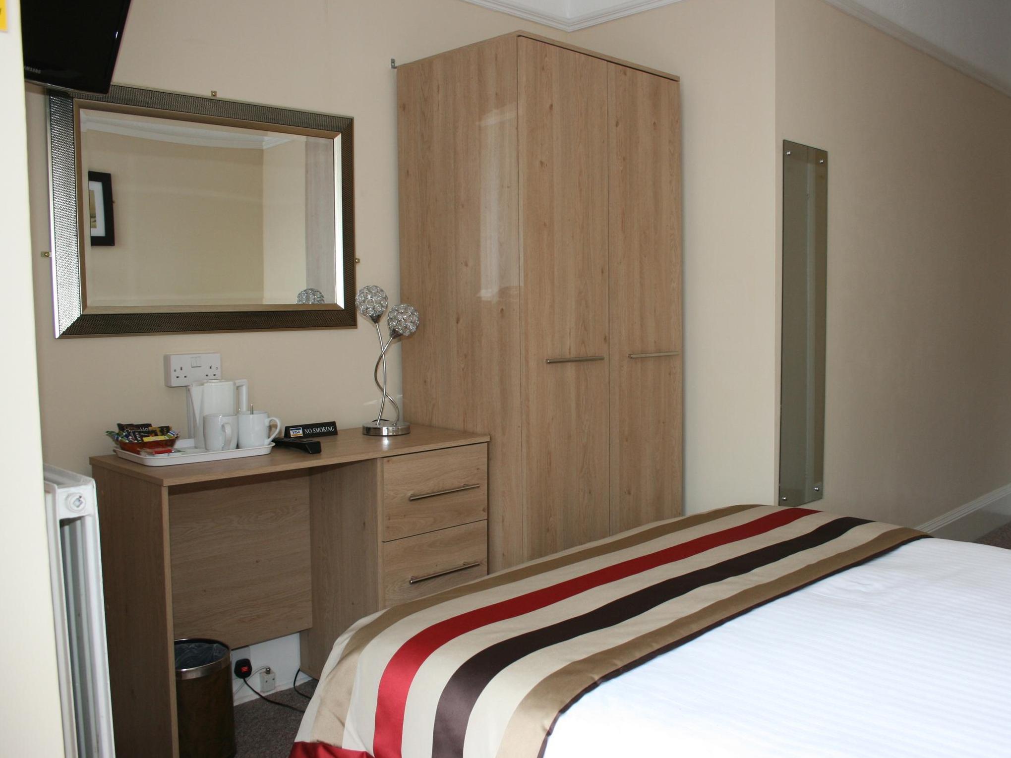 The Robin Hill Hotel United Kingdom FAQ 2017, What facilities are there in The Robin Hill Hotel United Kingdom 2017, What Languages Spoken are Supported in The Robin Hill Hotel United Kingdom 2017, Which payment cards are accepted in The Robin Hill Hotel United Kingdom , United Kingdom The Robin Hill Hotel room facilities and services Q&A 2017, United Kingdom The Robin Hill Hotel online booking services 2017, United Kingdom The Robin Hill Hotel address 2017, United Kingdom The Robin Hill Hotel telephone number 2017,United Kingdom The Robin Hill Hotel map 2017, United Kingdom The Robin Hill Hotel traffic guide 2017, how to go United Kingdom The Robin Hill Hotel, United Kingdom The Robin Hill Hotel booking online 2017, United Kingdom The Robin Hill Hotel room types 2017.