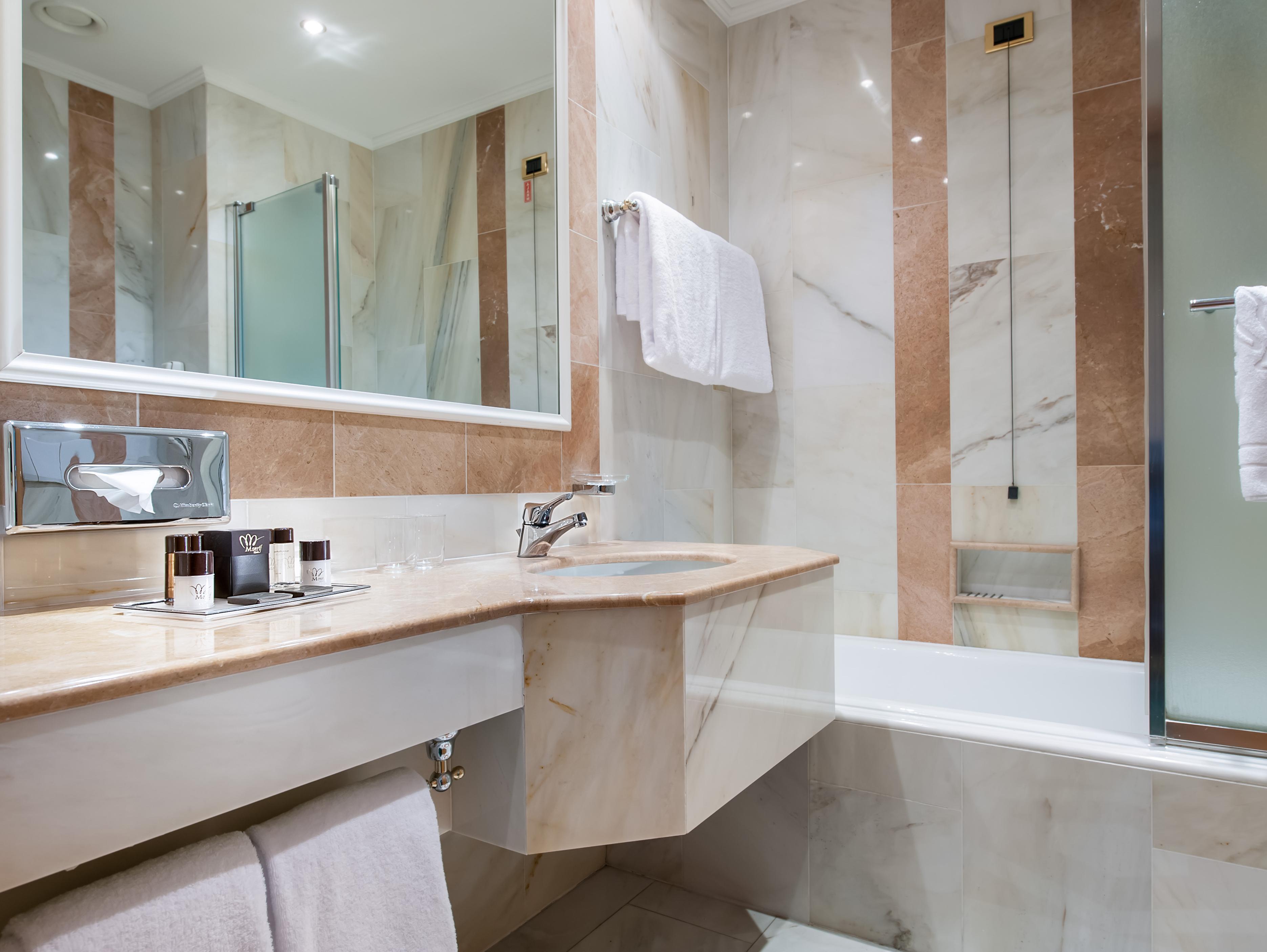 Royal Garden Hotel Italy FAQ 2016, What facilities are there in Royal Garden Hotel Italy 2016, What Languages Spoken are Supported in Royal Garden Hotel Italy 2016, Which payment cards are accepted in Royal Garden Hotel Italy , Italy Royal Garden Hotel room facilities and services Q&A 2016, Italy Royal Garden Hotel online booking services 2016, Italy Royal Garden Hotel address 2016, Italy Royal Garden Hotel telephone number 2016,Italy Royal Garden Hotel map 2016, Italy Royal Garden Hotel traffic guide 2016, how to go Italy Royal Garden Hotel, Italy Royal Garden Hotel booking online 2016, Italy Royal Garden Hotel room types 2016.