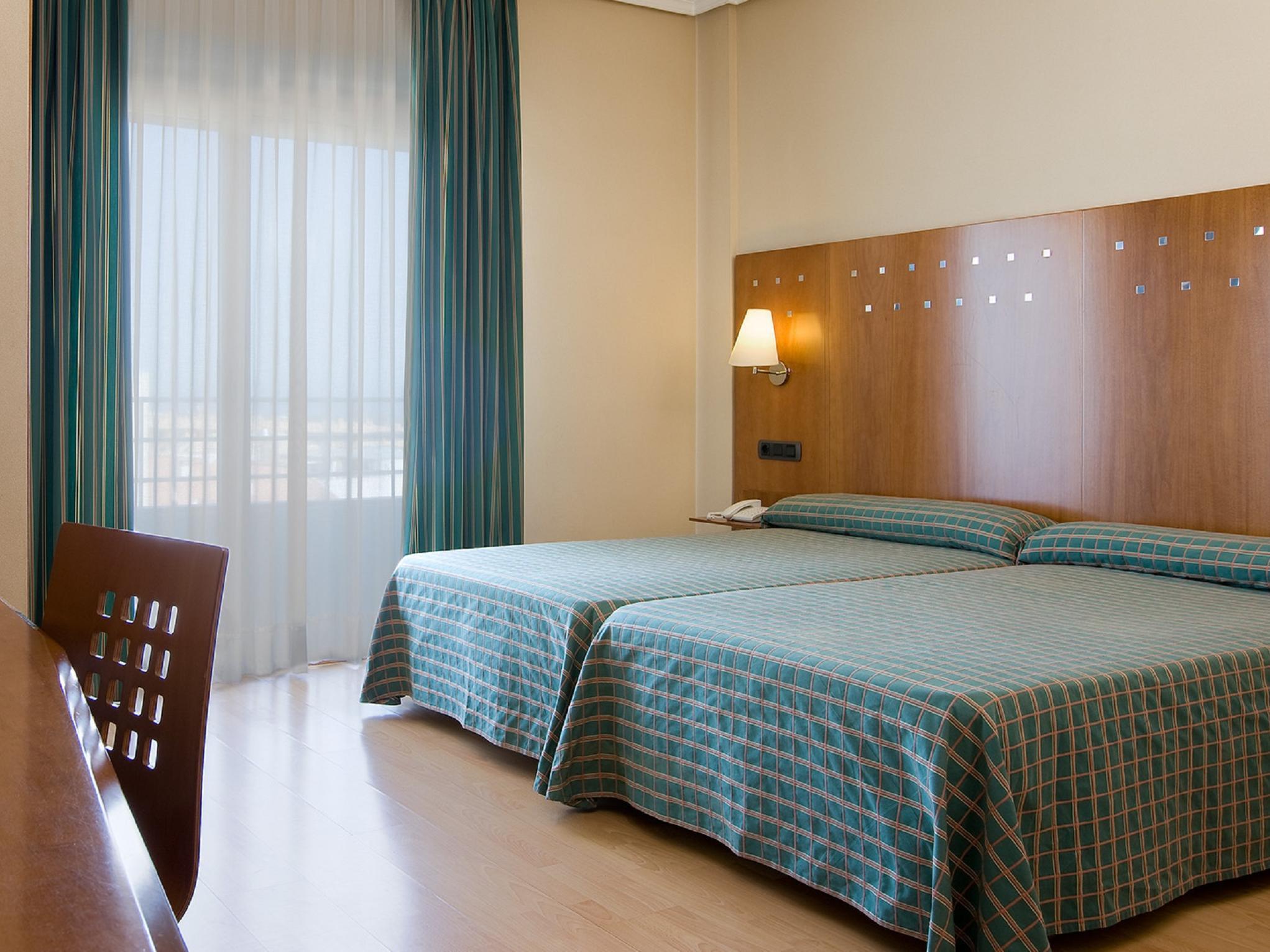 Standard with Terrace Flex with Breakfast - Free WiFi access - Breakfast included