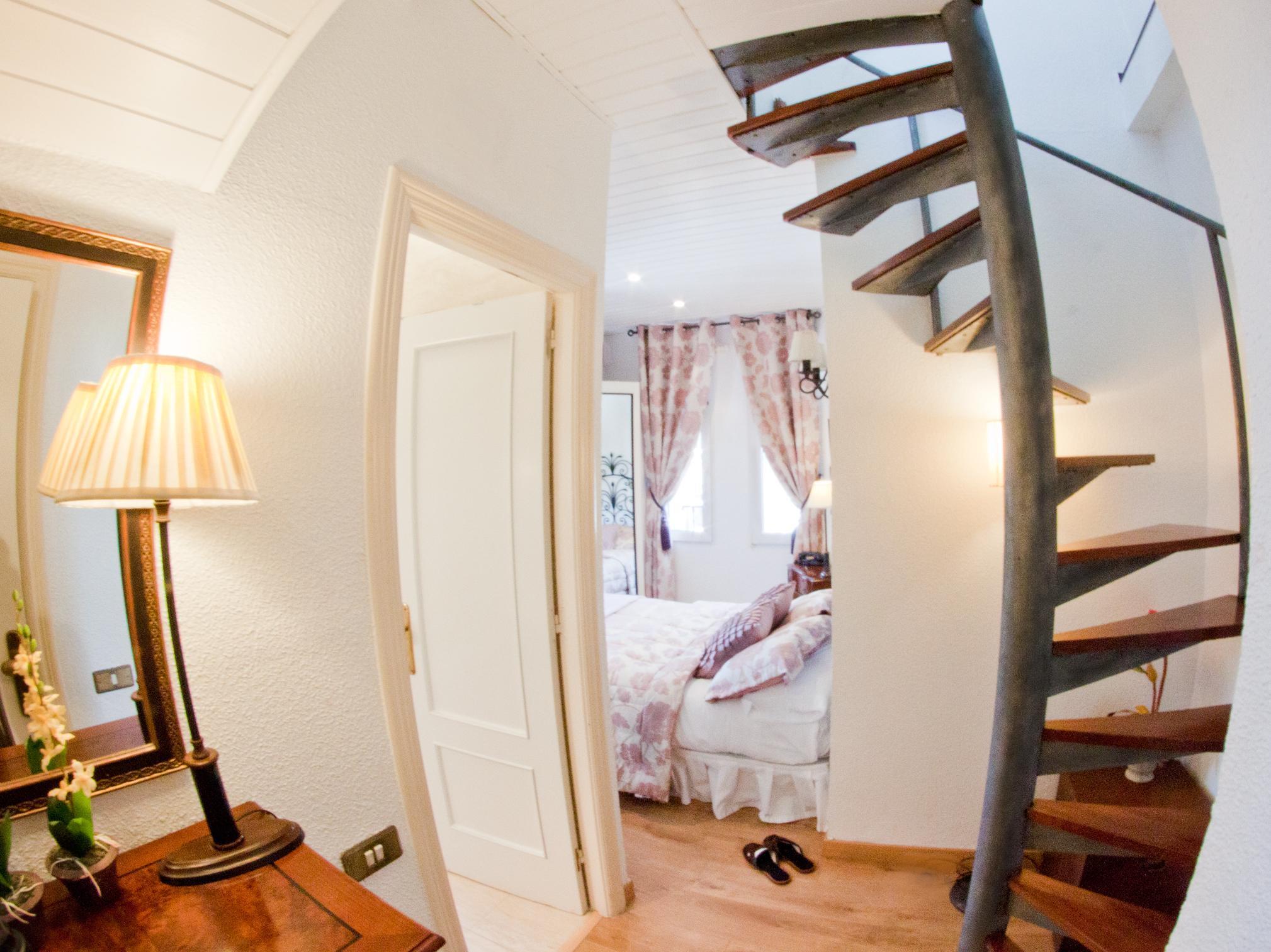 Family Room (2 Adults + 2 Children) Hot Deal - Free WiFi access