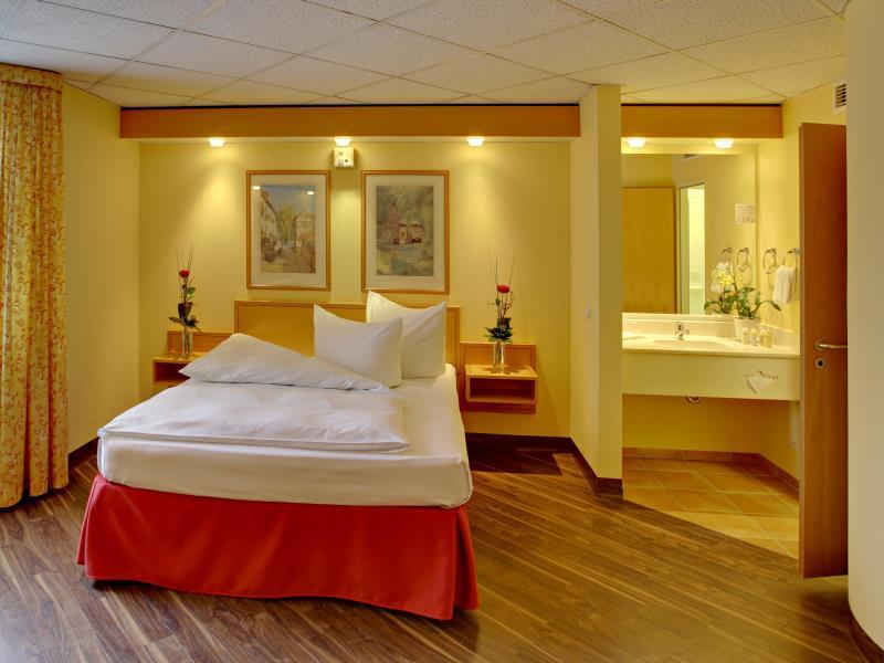 Business Single Room - Free WiFi access