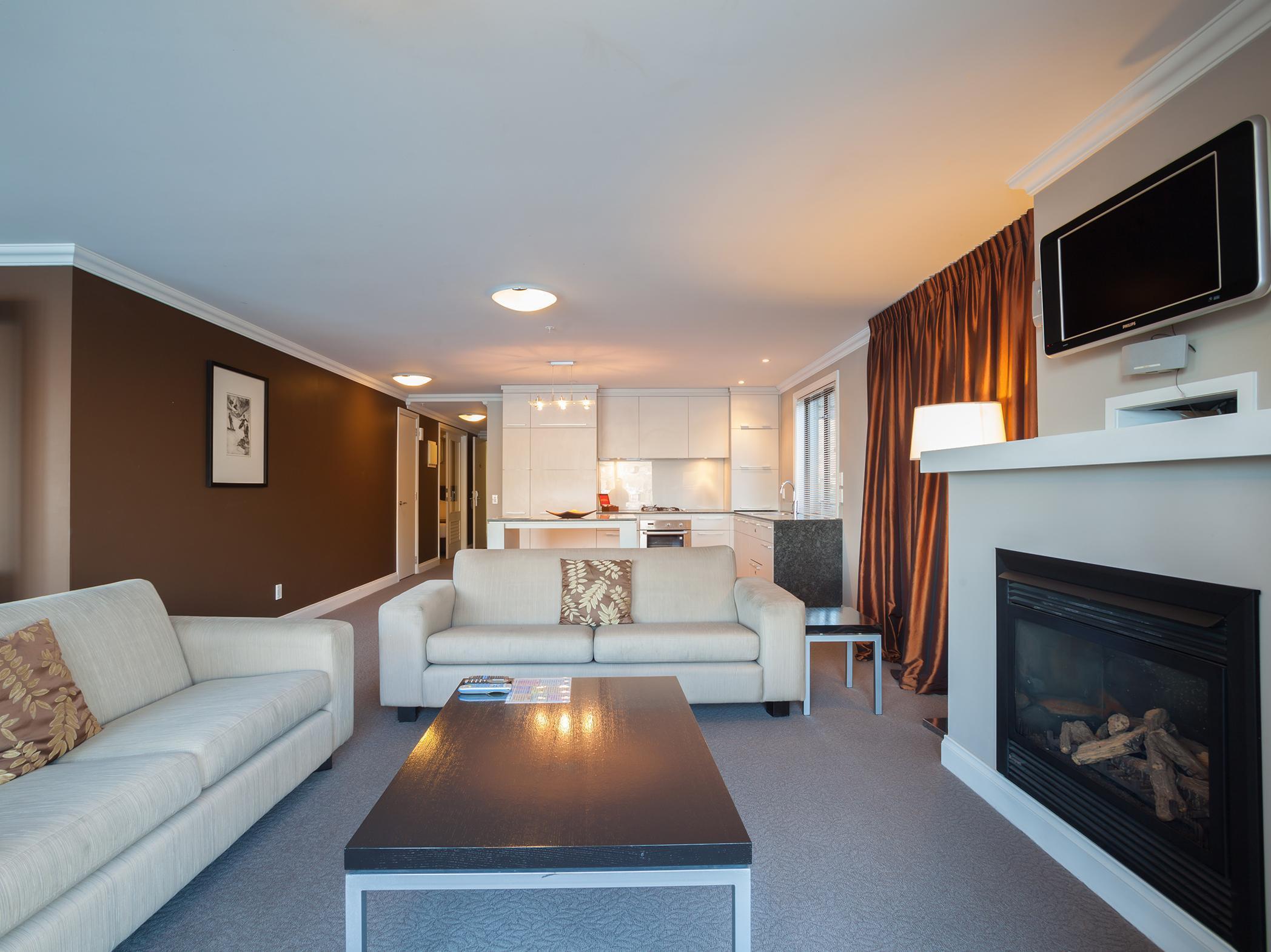 Hotel-Hotel