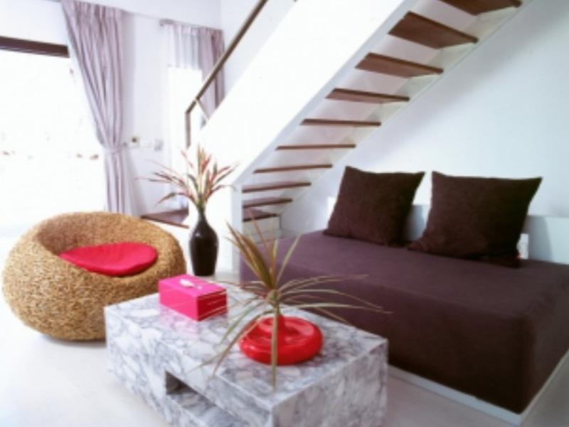 Resort-White