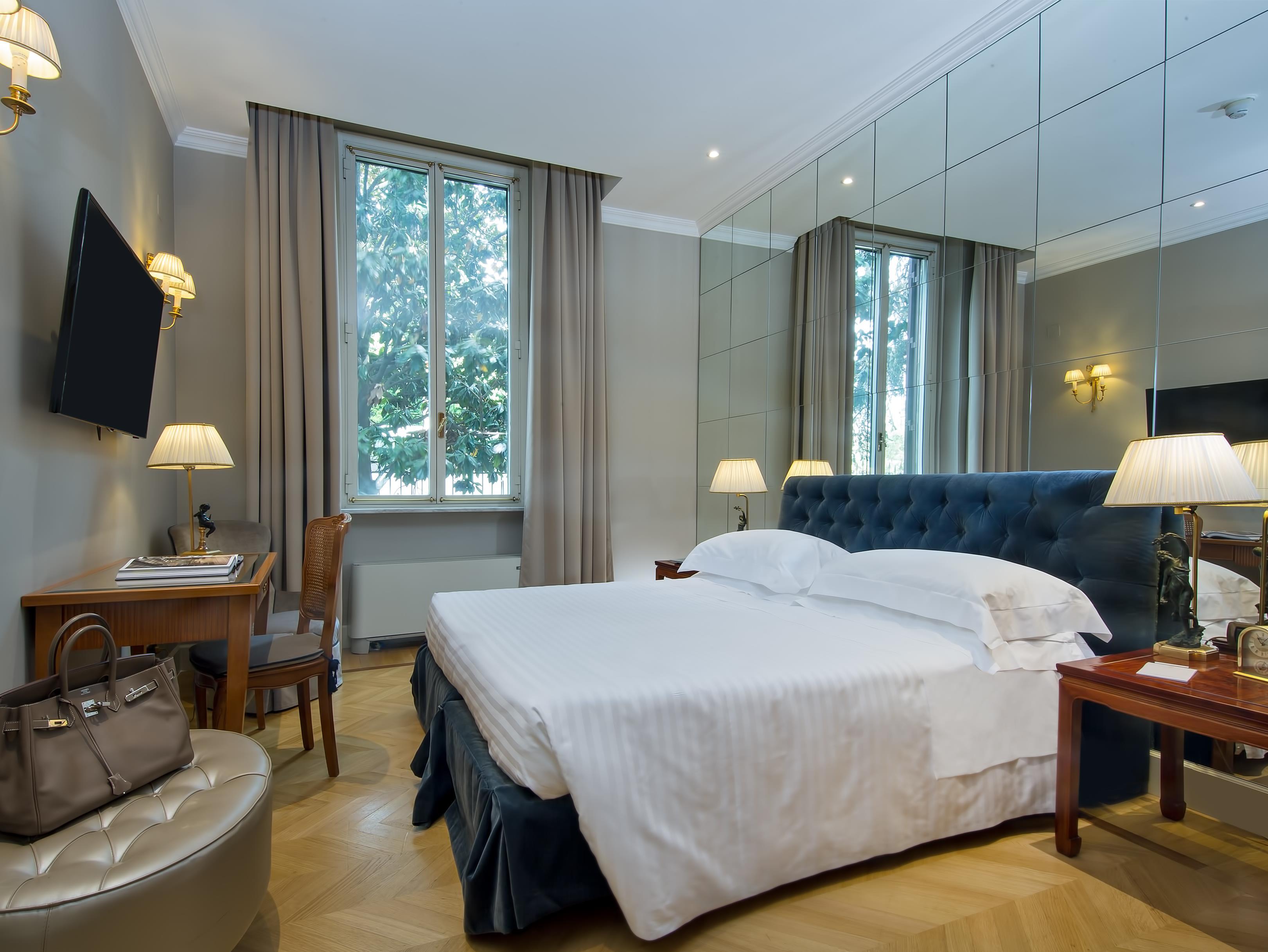 Junior Suite with Breakfast - Free WiFi access - Breakfast included
