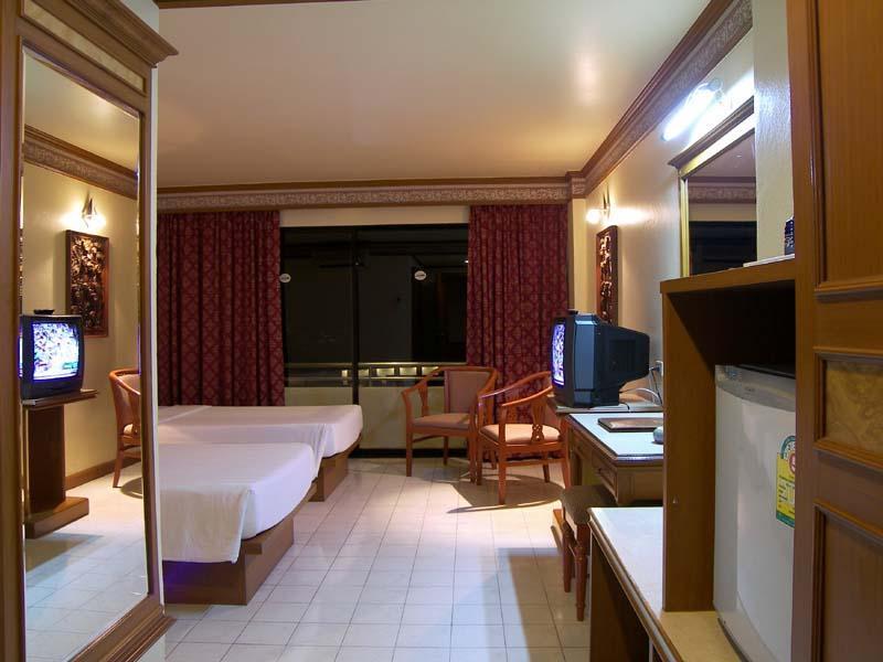 Hotel-West