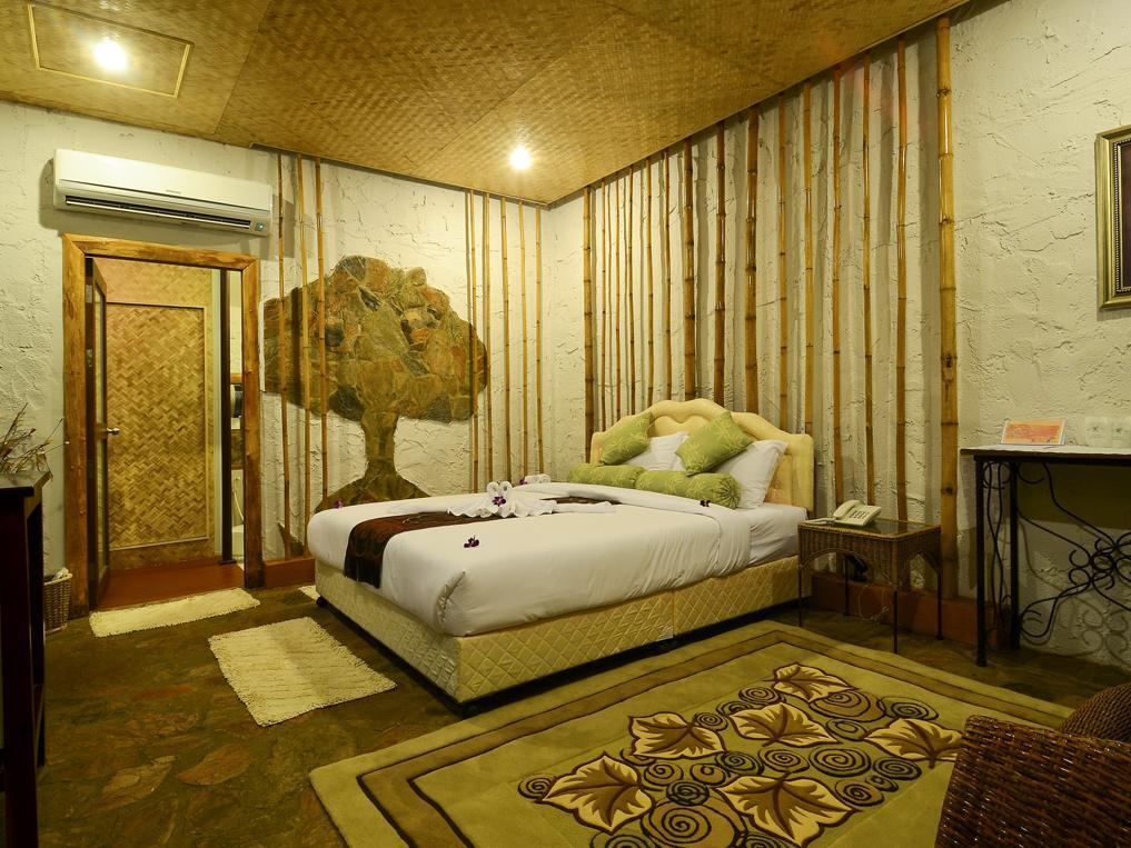 Resort-Forest