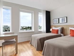 Twin Hilton Room - Best price guarantee