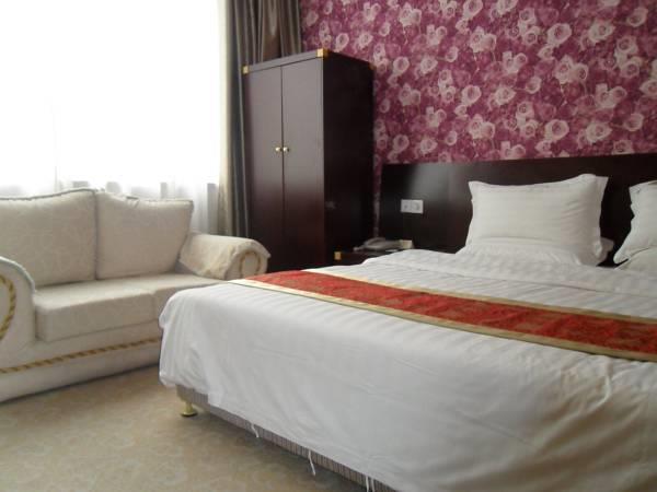 Deluxe Double Room - Breakfast included
