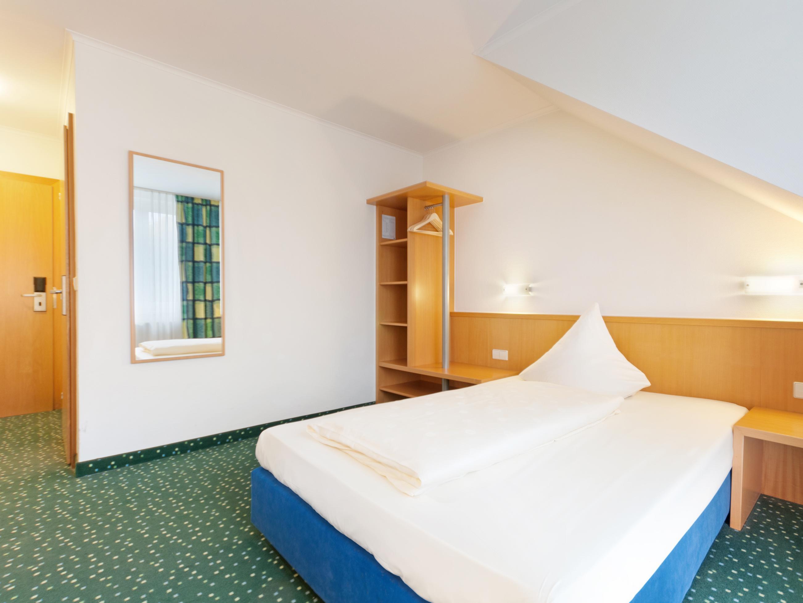 Tryp