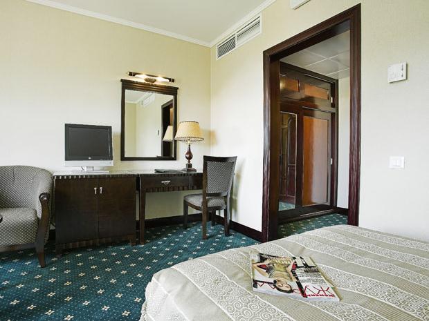 London Hotel Odessa FAQ 2016, What facilities are there in London Hotel Odessa 2016, What Languages Spoken are Supported in London Hotel Odessa 2016, Which payment cards are accepted in London Hotel Odessa , Odessa London Hotel room facilities and services Q&A 2016, Odessa London Hotel online booking services 2016, Odessa London Hotel address 2016, Odessa London Hotel telephone number 2016,Odessa London Hotel map 2016, Odessa London Hotel traffic guide 2016, how to go Odessa London Hotel, Odessa London Hotel booking online 2016, Odessa London Hotel room types 2016.