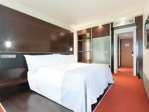 TRYP