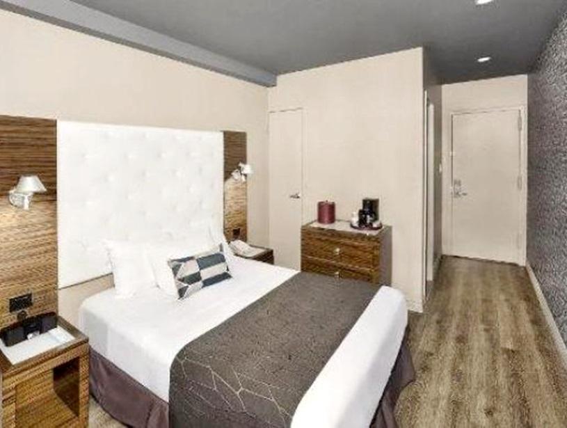 Hotel-Deluxe
