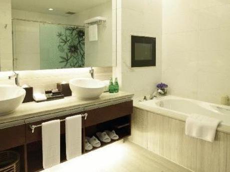 Jinqiao Regal Jinfeng Hotel Shanghai FAQ 2016, What facilities are there in Jinqiao Regal Jinfeng Hotel Shanghai 2016, What Languages Spoken are Supported in Jinqiao Regal Jinfeng Hotel Shanghai 2016, Which payment cards are accepted in Jinqiao Regal Jinfeng Hotel Shanghai , Shanghai Jinqiao Regal Jinfeng Hotel room facilities and services Q&A 2016, Shanghai Jinqiao Regal Jinfeng Hotel online booking services 2016, Shanghai Jinqiao Regal Jinfeng Hotel address 2016, Shanghai Jinqiao Regal Jinfeng Hotel telephone number 2016,Shanghai Jinqiao Regal Jinfeng Hotel map 2016, Shanghai Jinqiao Regal Jinfeng Hotel traffic guide 2016, how to go Shanghai Jinqiao Regal Jinfeng Hotel, Shanghai Jinqiao Regal Jinfeng Hotel booking online 2016, Shanghai Jinqiao Regal Jinfeng Hotel room types 2016.