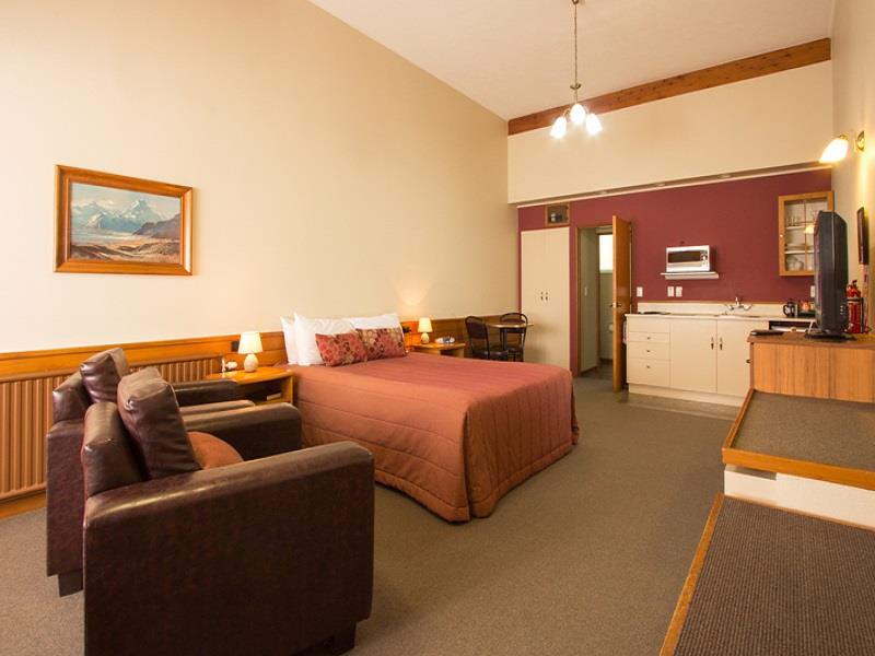 Motel-2