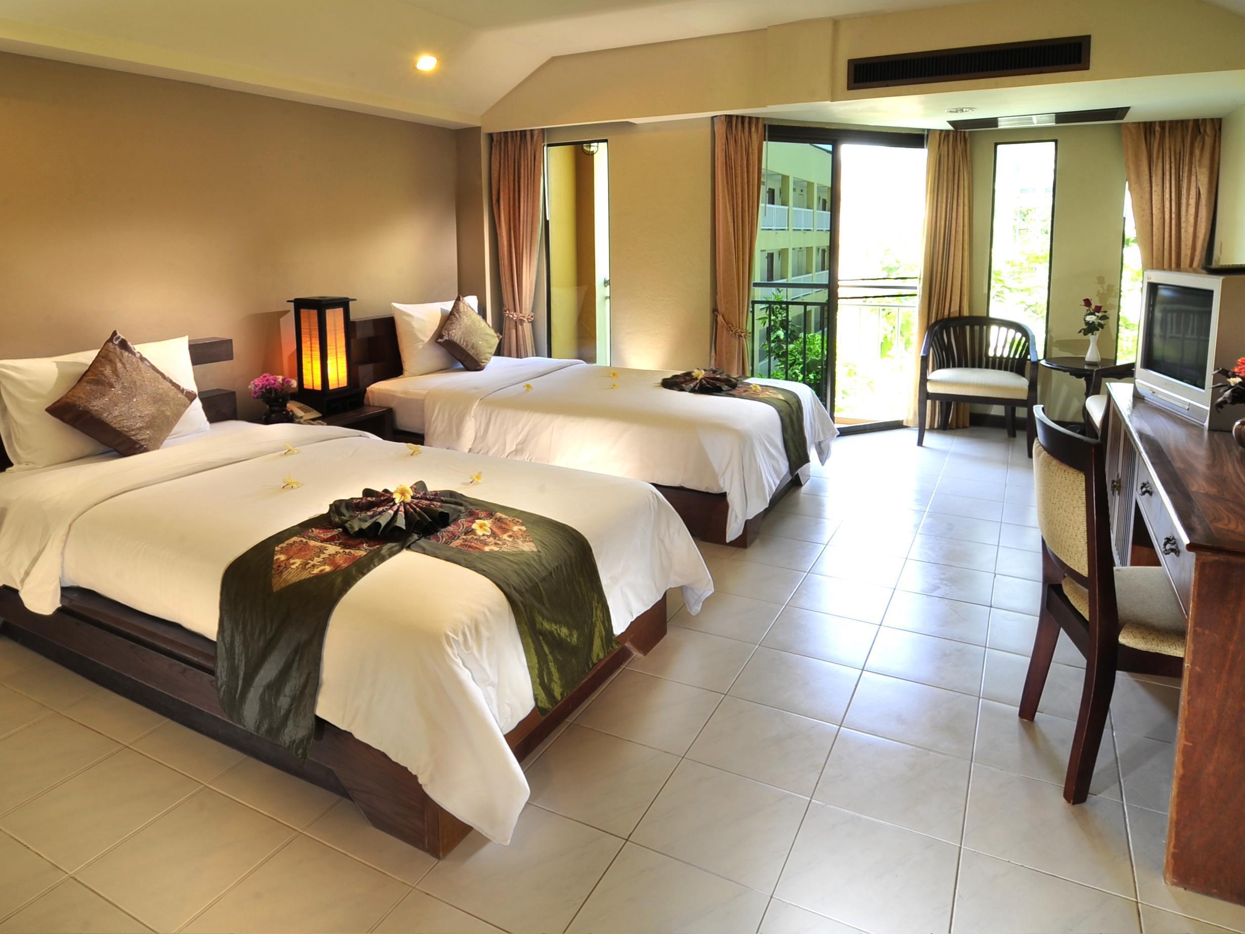 Deluxe Balcony - Best price guarantee