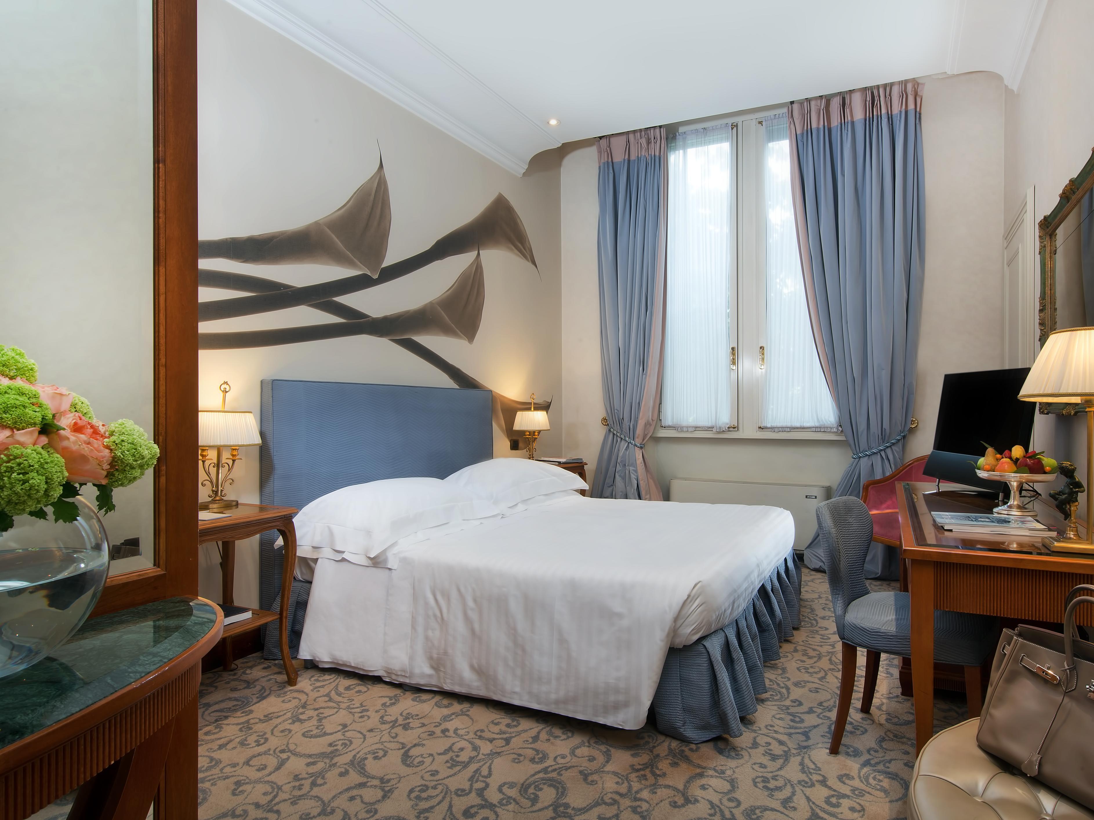 Premium with Breakfast - Free WiFi access - Breakfast included