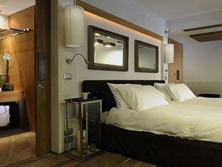 Suites