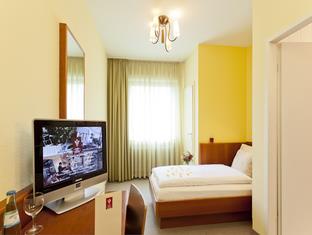 Classic Single Room - Non Refundable - Free WiFi access