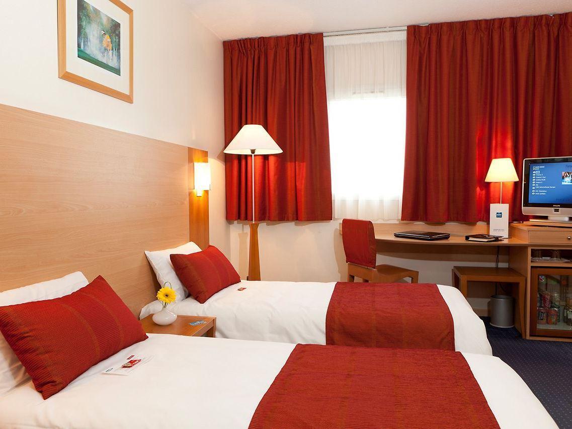 Standard Twin Hot Deal - Free WiFi access