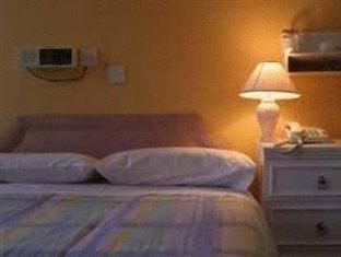 Kingswood Hotel United Kingdom FAQ 2016, What facilities are there in Kingswood Hotel United Kingdom 2016, What Languages Spoken are Supported in Kingswood Hotel United Kingdom 2016, Which payment cards are accepted in Kingswood Hotel United Kingdom , United Kingdom Kingswood Hotel room facilities and services Q&A 2016, United Kingdom Kingswood Hotel online booking services 2016, United Kingdom Kingswood Hotel address 2016, United Kingdom Kingswood Hotel telephone number 2016,United Kingdom Kingswood Hotel map 2016, United Kingdom Kingswood Hotel traffic guide 2016, how to go United Kingdom Kingswood Hotel, United Kingdom Kingswood Hotel booking online 2016, United Kingdom Kingswood Hotel room types 2016.
