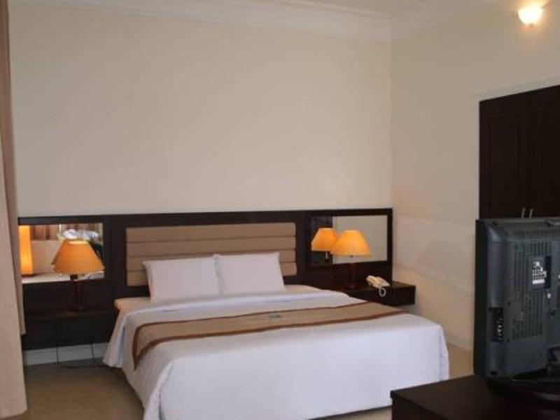 Suite - Free WiFi access - Breakfast included