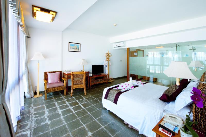 Seaside Villa - Free WiFi access - Breakfast included