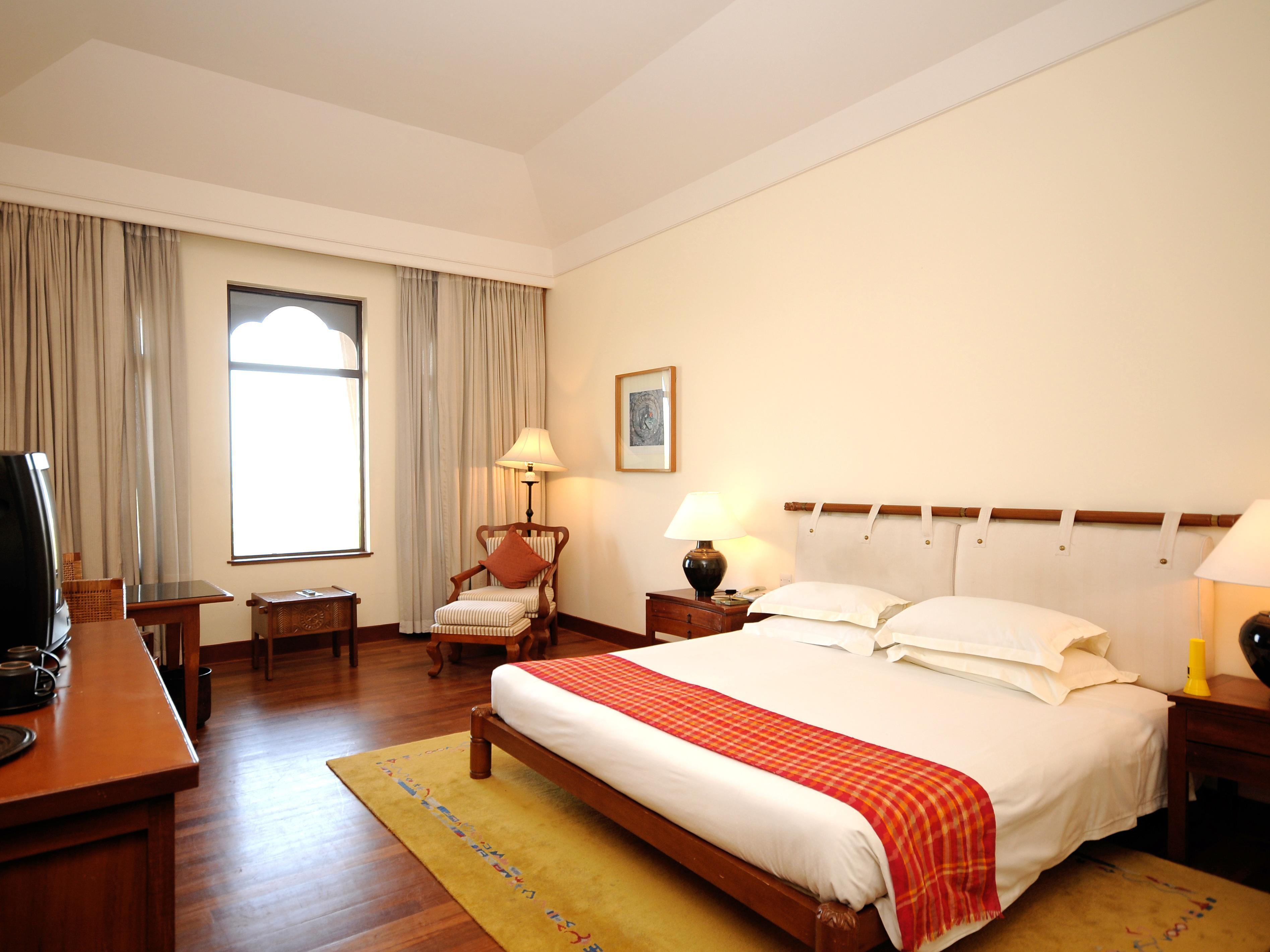 Regency Club Room