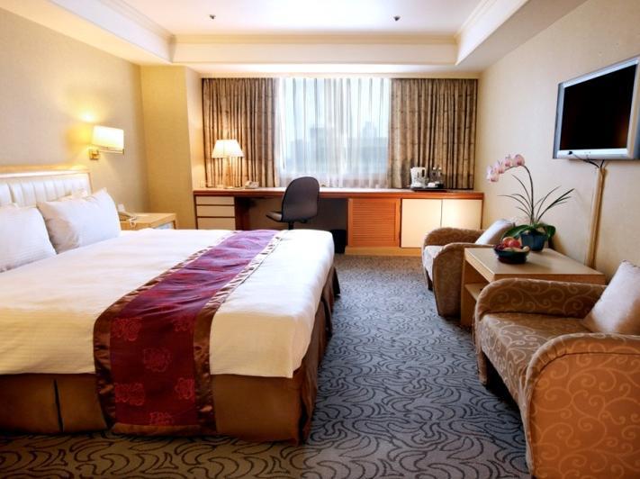 Taipei Fullerton Hotel－East Taiwan FAQ 2016, What facilities are there in Taipei Fullerton Hotel－East Taiwan 2016, What Languages Spoken are Supported in Taipei Fullerton Hotel－East Taiwan 2016, Which payment cards are accepted in Taipei Fullerton Hotel－East Taiwan , Taiwan Taipei Fullerton Hotel－East room facilities and services Q&A 2016, Taiwan Taipei Fullerton Hotel－East online booking services 2016, Taiwan Taipei Fullerton Hotel－East address 2016, Taiwan Taipei Fullerton Hotel－East telephone number 2016,Taiwan Taipei Fullerton Hotel－East map 2016, Taiwan Taipei Fullerton Hotel－East traffic guide 2016, how to go Taiwan Taipei Fullerton Hotel－East, Taiwan Taipei Fullerton Hotel－East booking online 2016, Taiwan Taipei Fullerton Hotel－East room types 2016.
