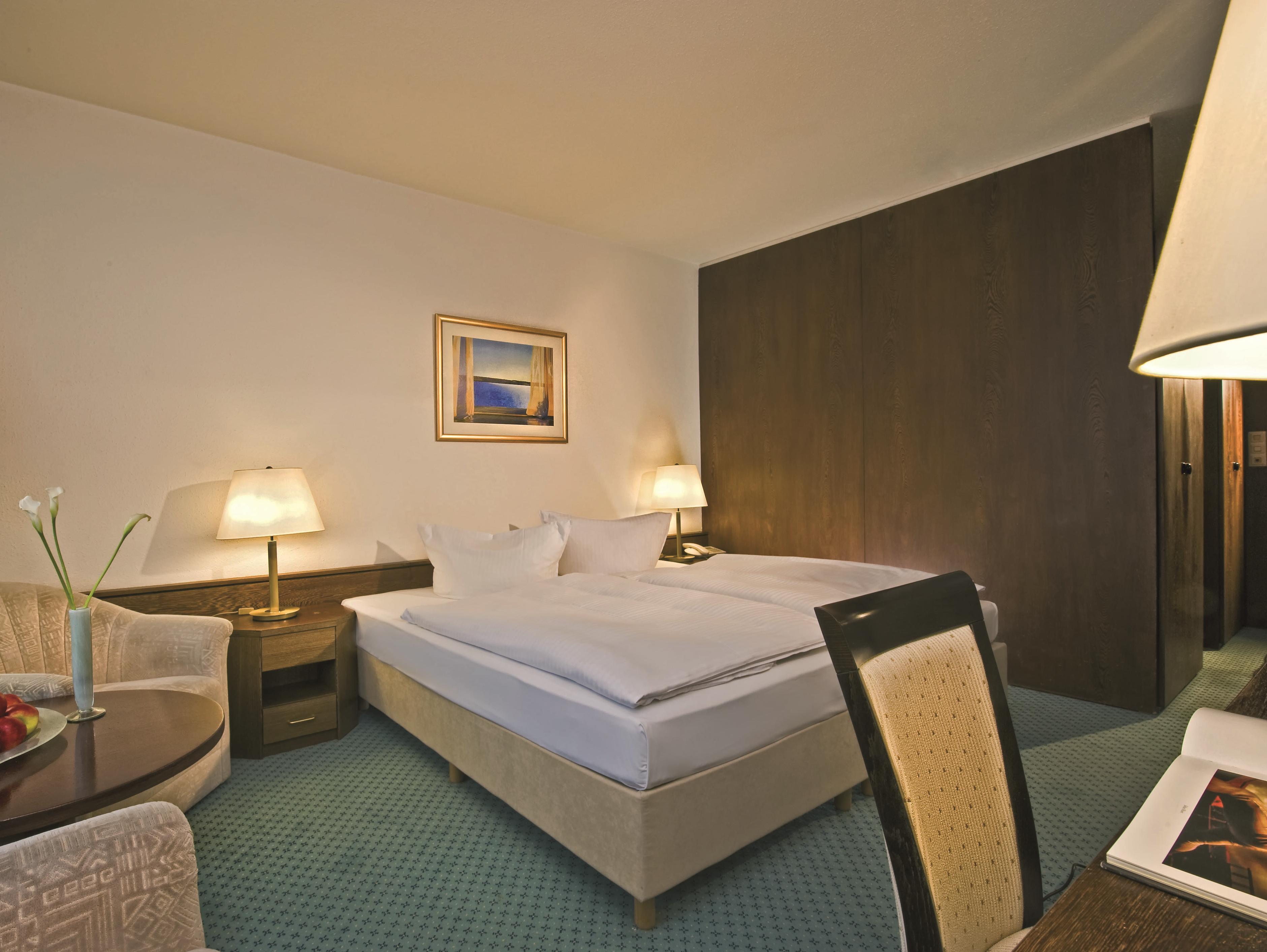 Comfort - Free WiFi access - Breakfast included