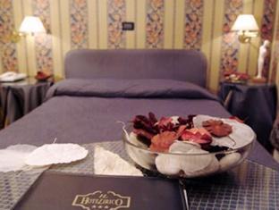 Hotel-Triple