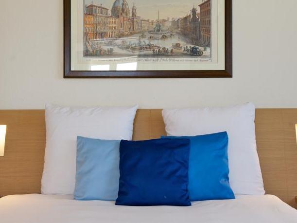 Superior Double Room with Sofa Hot Deal - Free WiFi access