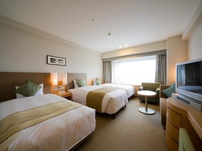 Sapporo-Triple