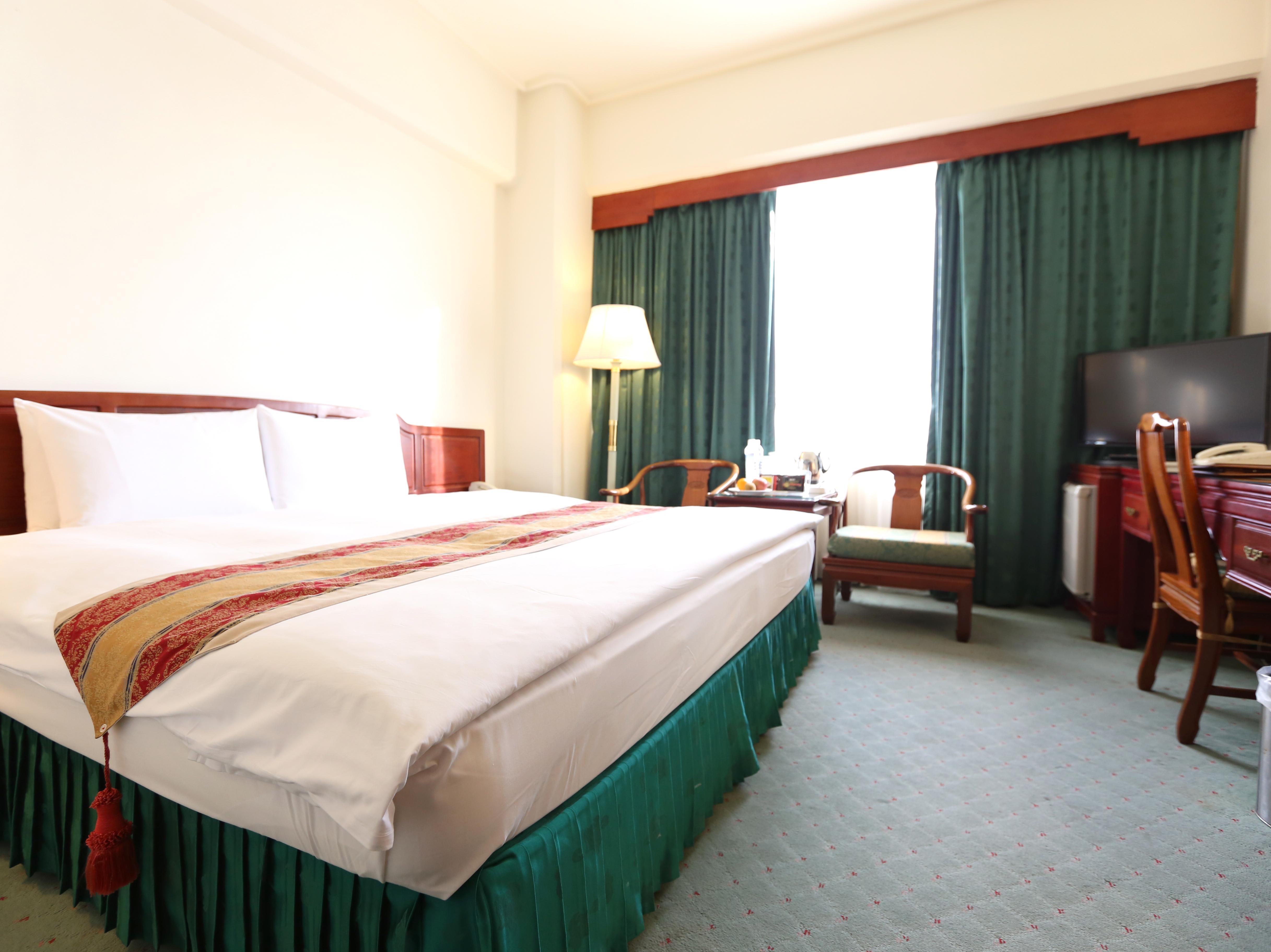 Plaza International Hotel Taiwan FAQ 2016, What facilities are there in Plaza International Hotel Taiwan 2016, What Languages Spoken are Supported in Plaza International Hotel Taiwan 2016, Which payment cards are accepted in Plaza International Hotel Taiwan , Taiwan Plaza International Hotel room facilities and services Q&A 2016, Taiwan Plaza International Hotel online booking services 2016, Taiwan Plaza International Hotel address 2016, Taiwan Plaza International Hotel telephone number 2016,Taiwan Plaza International Hotel map 2016, Taiwan Plaza International Hotel traffic guide 2016, how to go Taiwan Plaza International Hotel, Taiwan Plaza International Hotel booking online 2016, Taiwan Plaza International Hotel room types 2016.